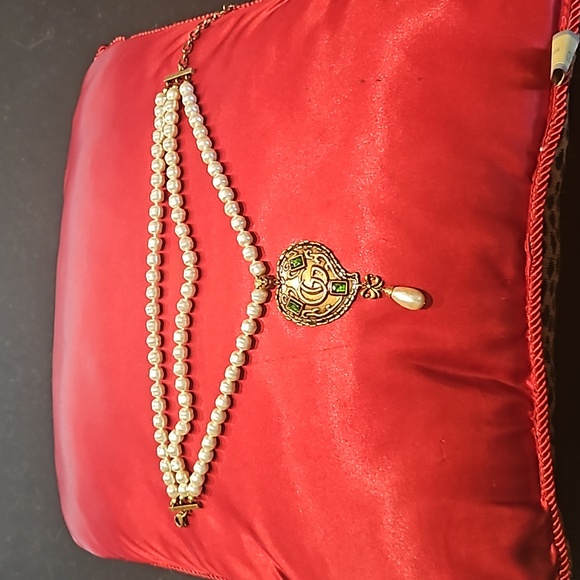 Gucci vintage carved pendant necklace - Picture 10 of 13